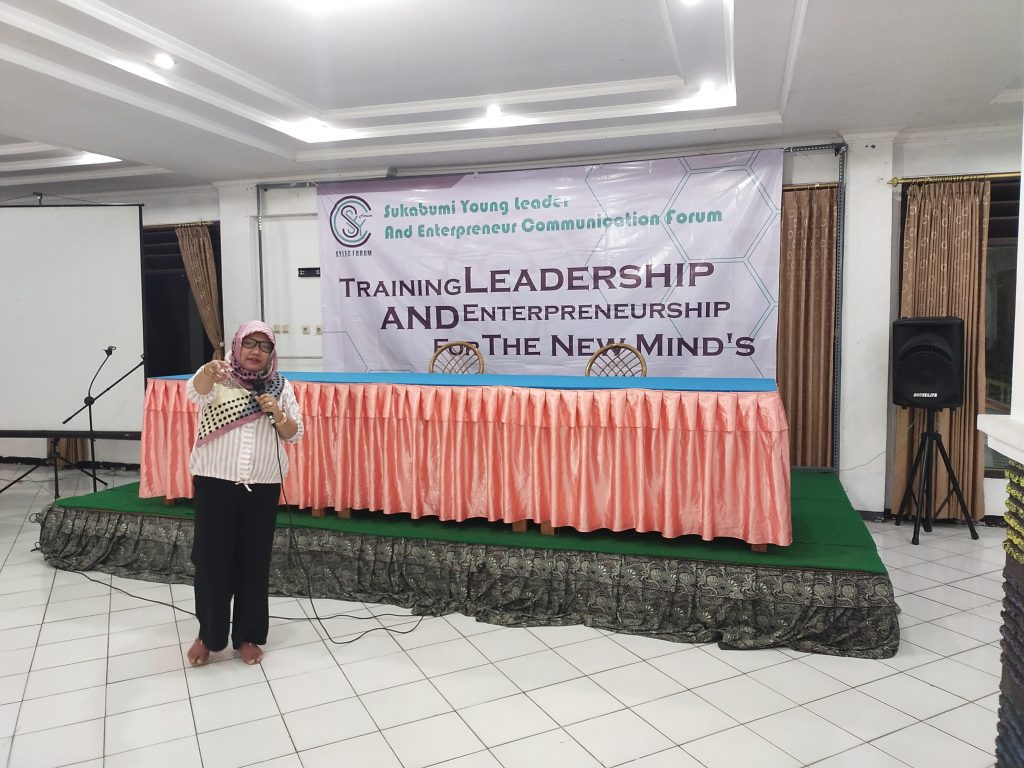 Kepemimpinan dan Kewirausahaan Bersama HMI Perwakilan Sukabumi 5