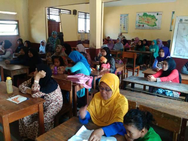 Perilaku Orangtua yang Bikin Anak Stres